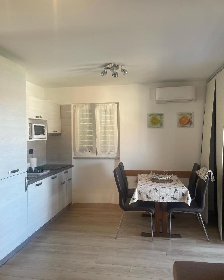 Residence4A-Appartamento Bianco Ravni Exteriér fotografie